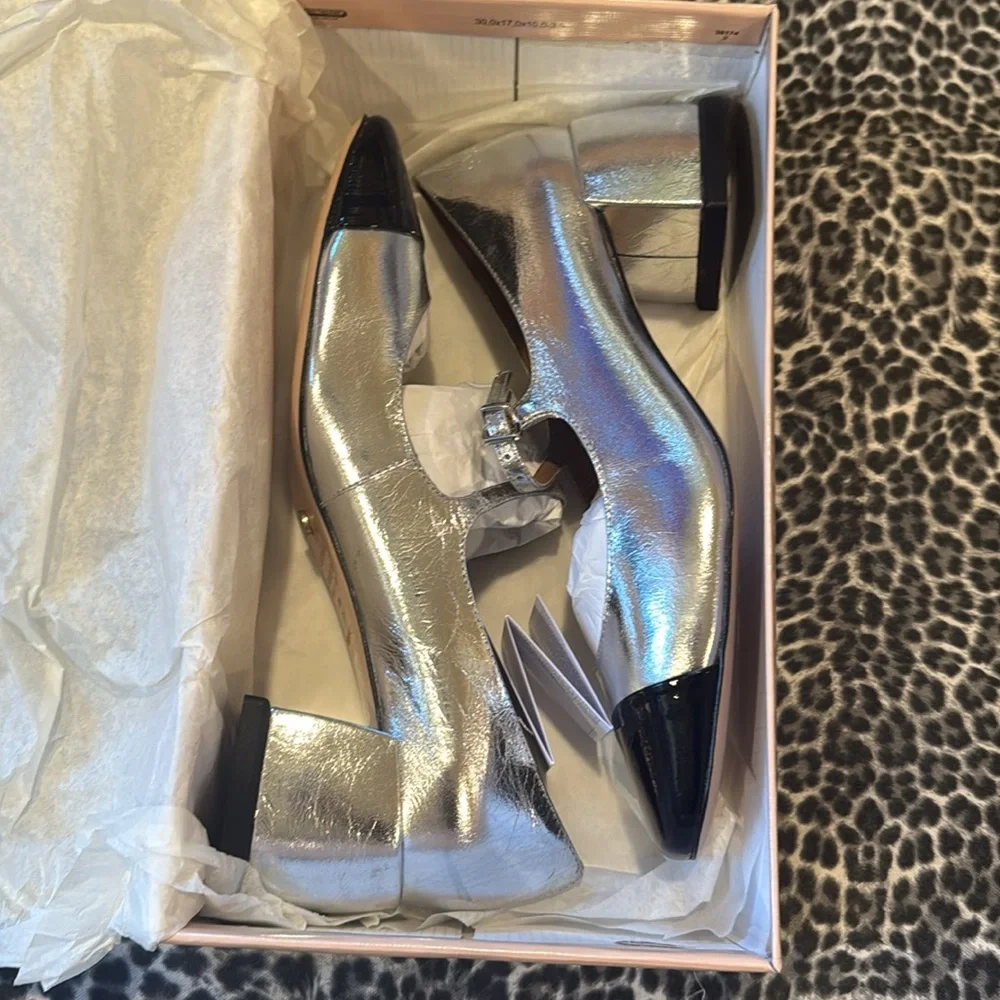 Anthropologie Vicenza ColorBlock MaryJanes Silver Patent Black Size 40 NIB